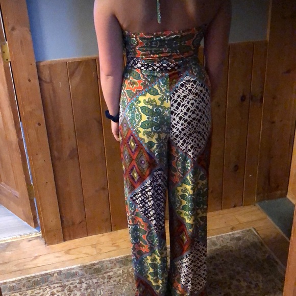 Forever cute multicolored halter jumpsuit medium - Picture 7 of 8